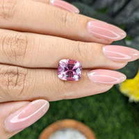 3.99 Ct. Purplish Pink Tourmaline from Republic of Congo Life Style