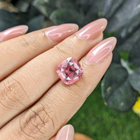 4.87 Ct. Pink Tourmaline from Republic of Congo Life Style