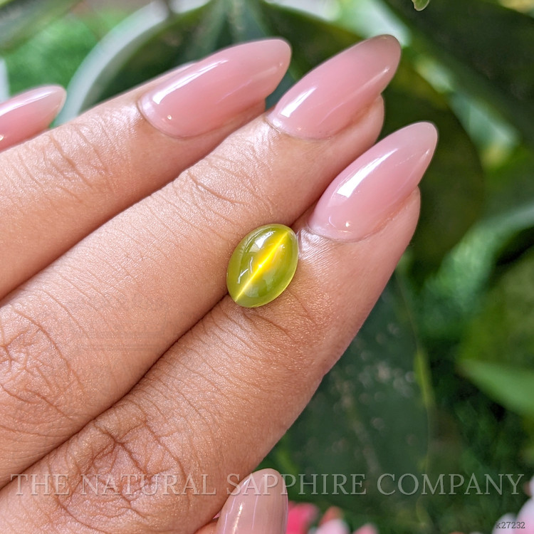 4.50 Ct. Yellowish Green Cabochon Chrysoberyl from India