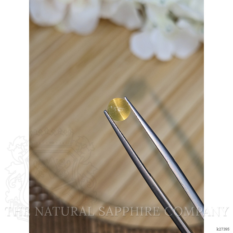 0.98 Ct. Yellow Cabochon Chrysoberyl from Ceylon (Sri Lanka)