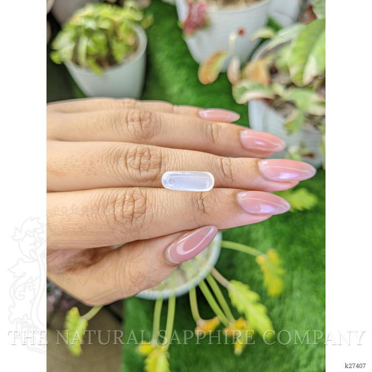 4.62 Ct. White Cabochon Moonstone from Ceylon (Sri Lanka)