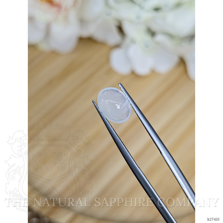 1.65 Ct. White Cabochon Moonstone from Ceylon (Sri Lanka)