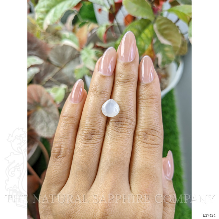 3.79 Ct. White Cabochon Moonstone from Ceylon (Sri Lanka)