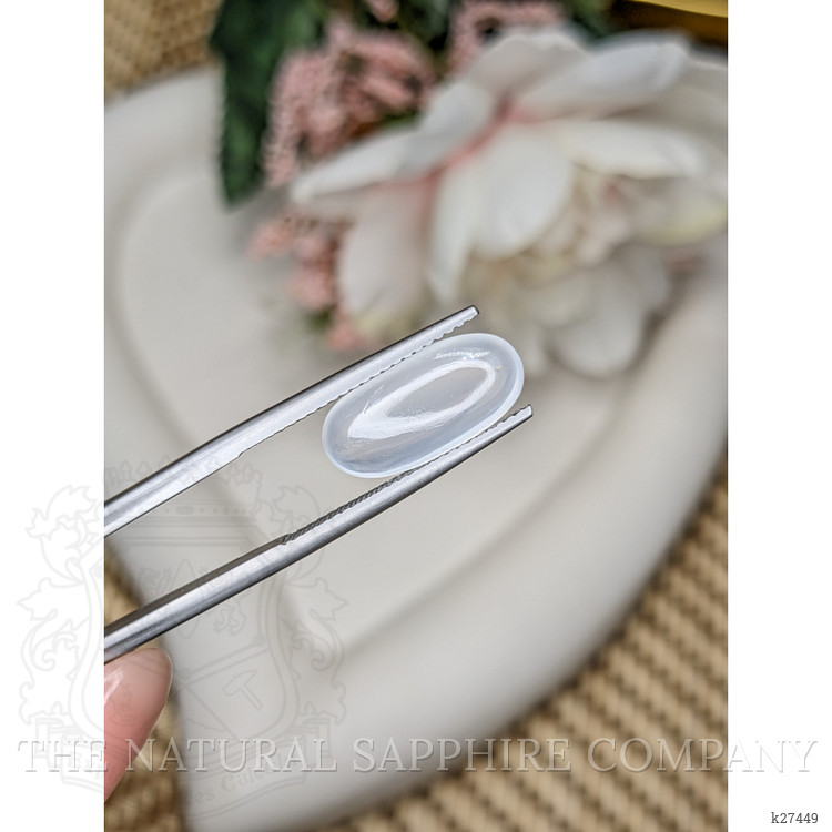 3.85 Ct. White Cabochon Moonstone from Ceylon (Sri Lanka)