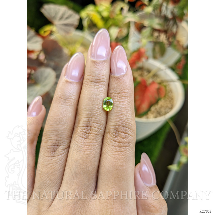 0.91 Ct. Green (Lime Green) Peridot from Pakistan