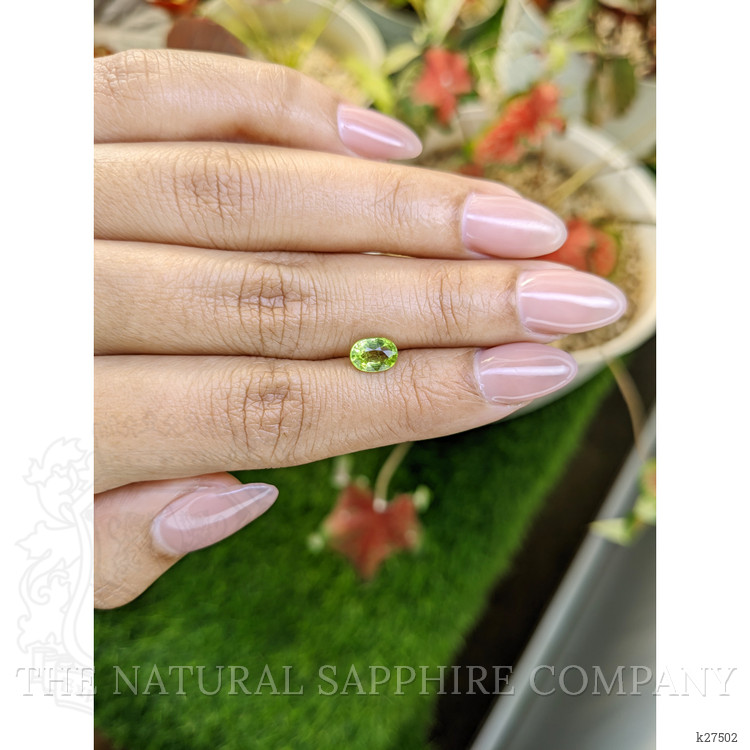 0.91 Ct. Green (Lime Green) Peridot from Pakistan