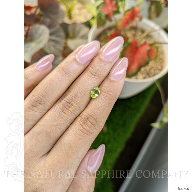 0.90 Ct. Green (Lime Green) Peridot from Pakistan