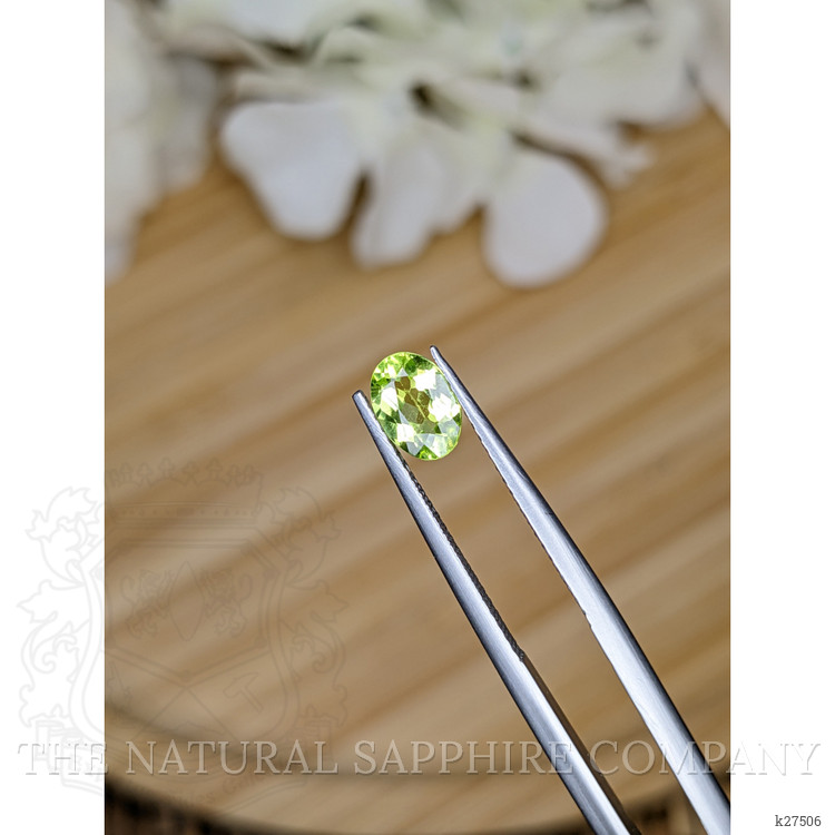 0.90 Ct. Green (Lime Green) Peridot from Pakistan