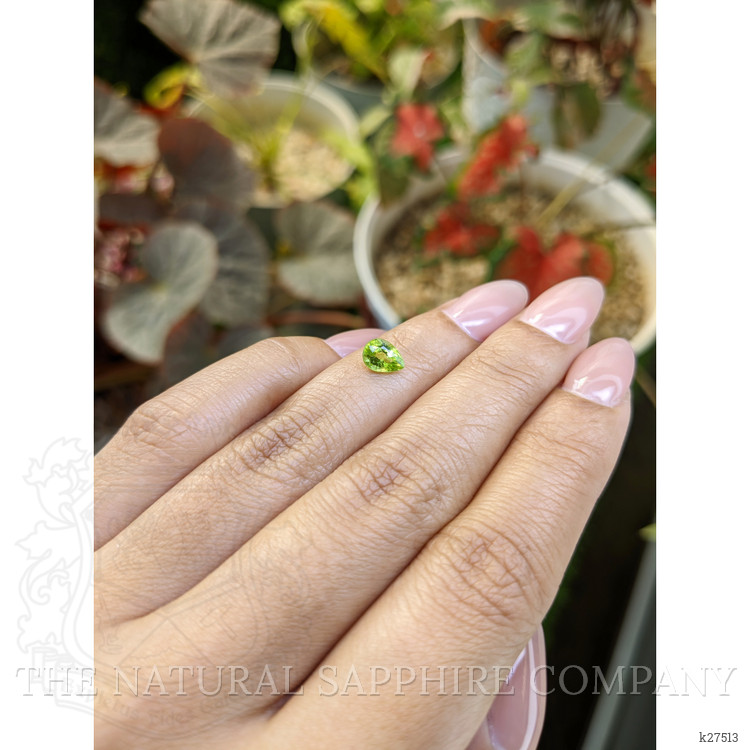 0.82 Ct. Green (Lime Green) Peridot from Pakistan