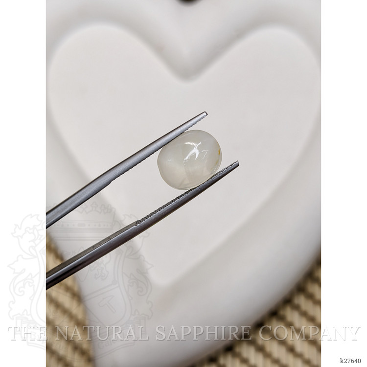 3.86 Ct. White Cabochon Moonstone from Ceylon (Sri Lanka)