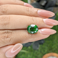 5.02 Ct. Tsavorite Garnet from Kenya Life Style