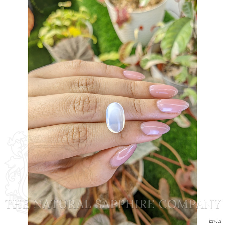 5.53 Ct. White Cabochon Moonstone from Ceylon (Sri Lanka)