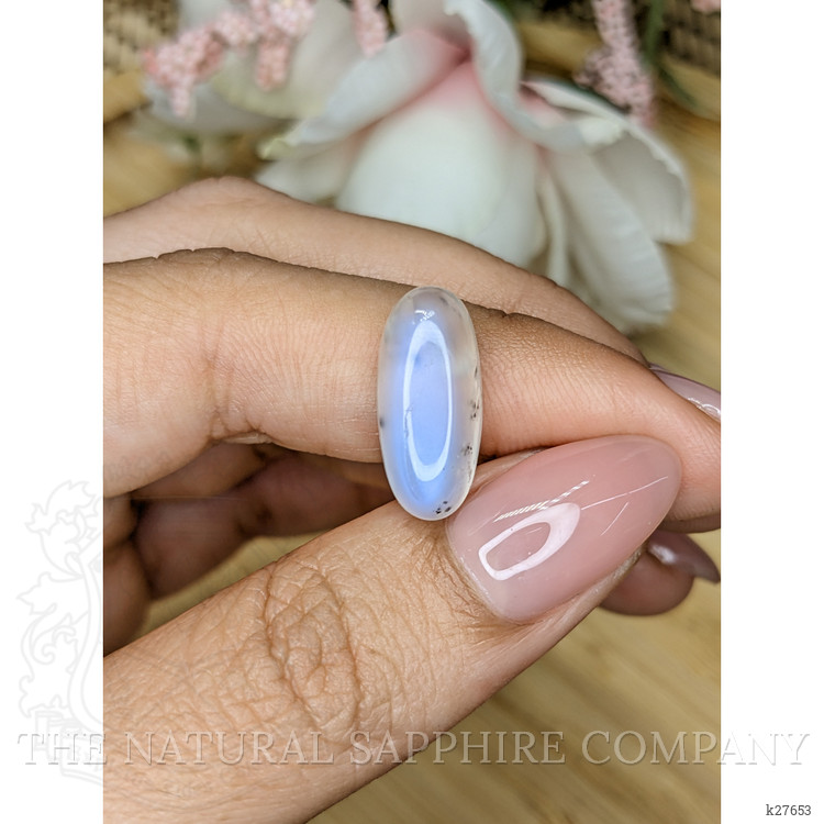 7.19 Ct. Blue Flash Cabochon Moonstone from Ceylon (Sri Lanka)