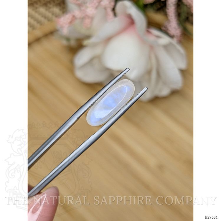 7.00 Ct. Blue Flash Cabochon Moonstone from Ceylon (Sri Lanka)