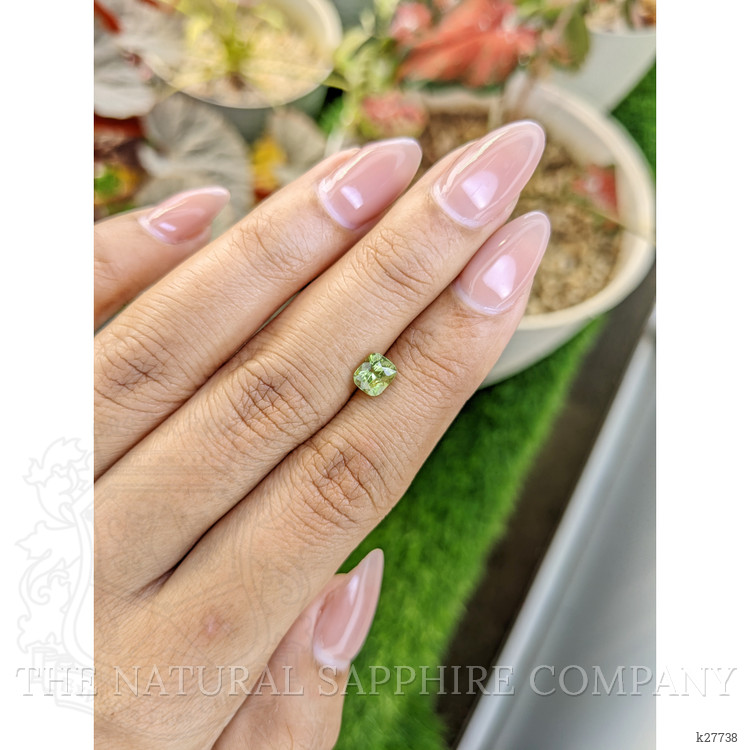 0.79 Ct. Green (Lime Green) Peridot from Pakistan