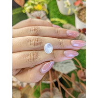 4.55 Ct. Blue Flash Cabochon Moonstone from Ceylon (Sri Lanka) Life Style