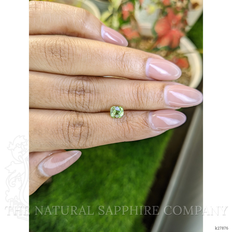 0.82 Ct. Green (Lime Green) Peridot from Pakistan