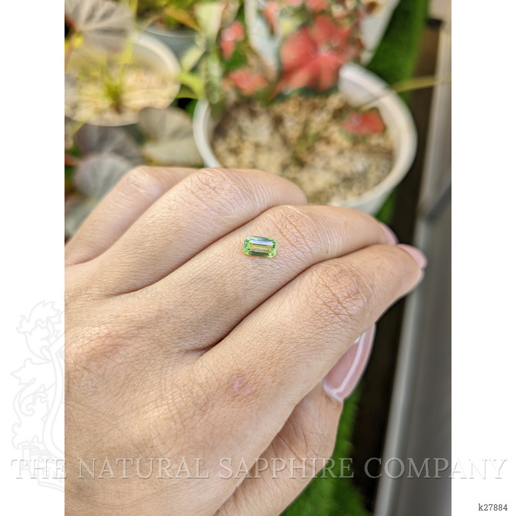 0.62 Ct. Green (Lime Green) Peridot from Pakistan