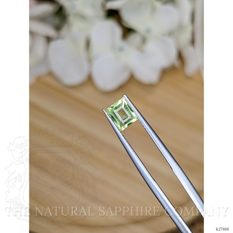 0.70 Ct. Green (Lime Green) Peridot from Ceylon (Sri Lanka)
