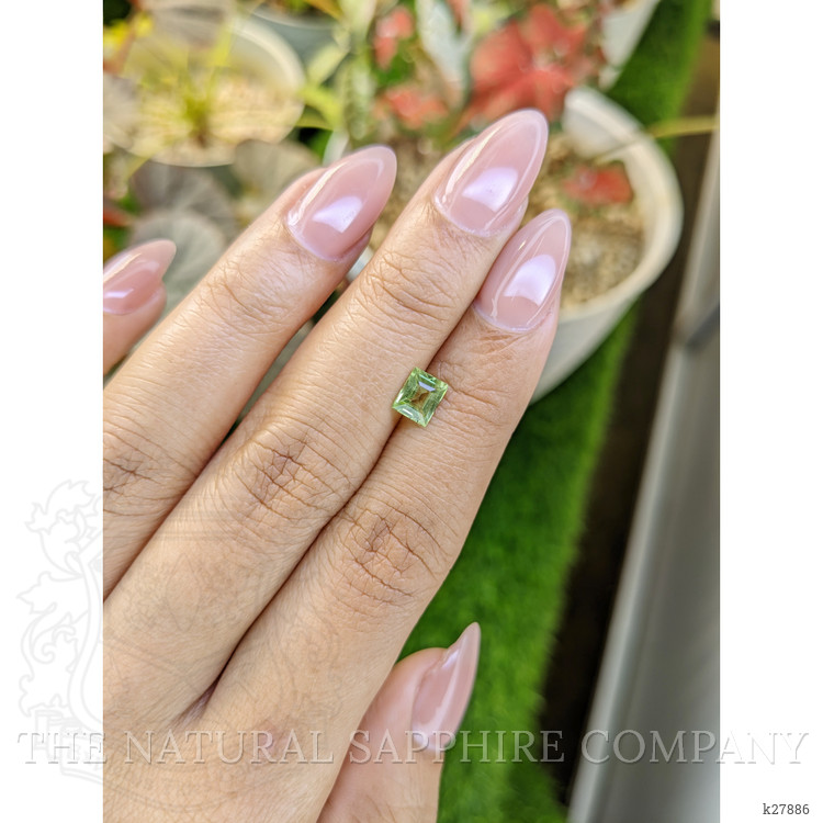 0.70 Ct. Green (Lime Green) Peridot from Ceylon (Sri Lanka)