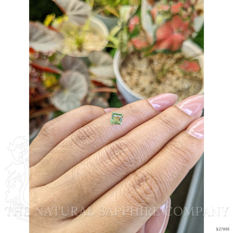 0.59 Ct. Green (Lime Green) Peridot from Pakistan