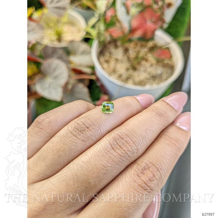 1.05 Ct. Yellowish Green Peridot from Ceylon (Sri Lanka)