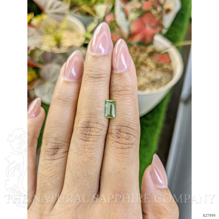 1.05 Ct. Green (Lime Green) Peridot from Ceylon (Sri Lanka)