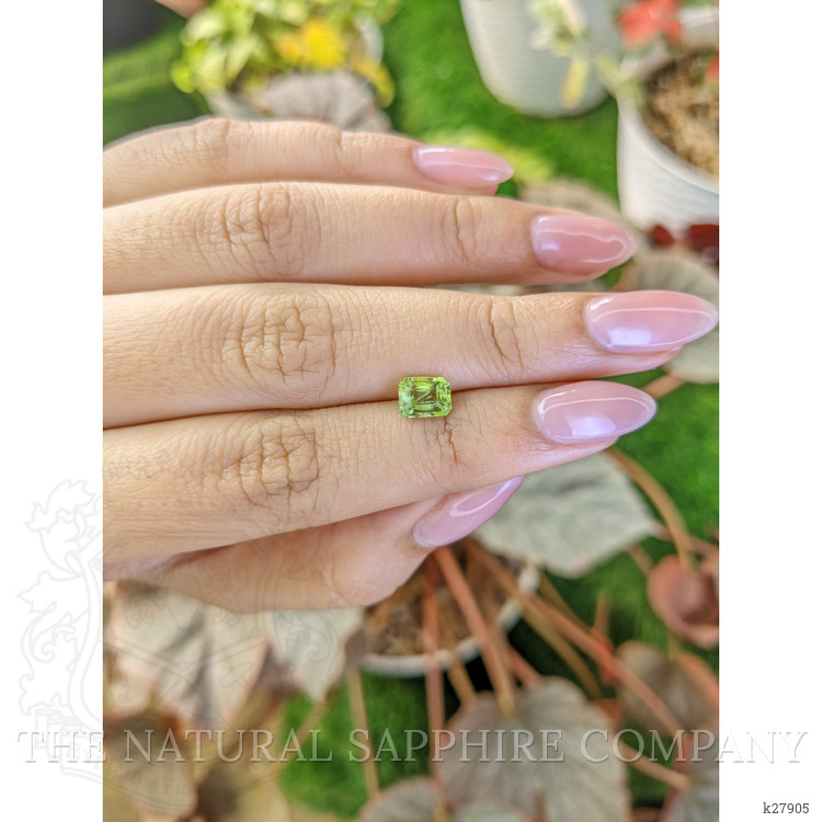 1.06 Ct. Green (Lime Green) Peridot from Pakistan