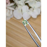0.71 Ct. Green (Lime Green) Peridot from Ceylon (Sri Lanka) Life Style