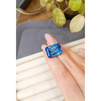 28.11 Ct. Swiss Blue Topaz from Brazil Life Style