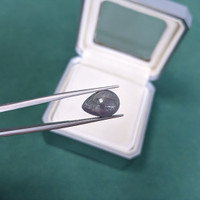 7.90 Ct. Cabochon Alexandrite from Russia Life Style