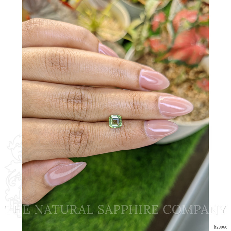0.80 Ct. Green (Lime Green) Peridot from Pakistan