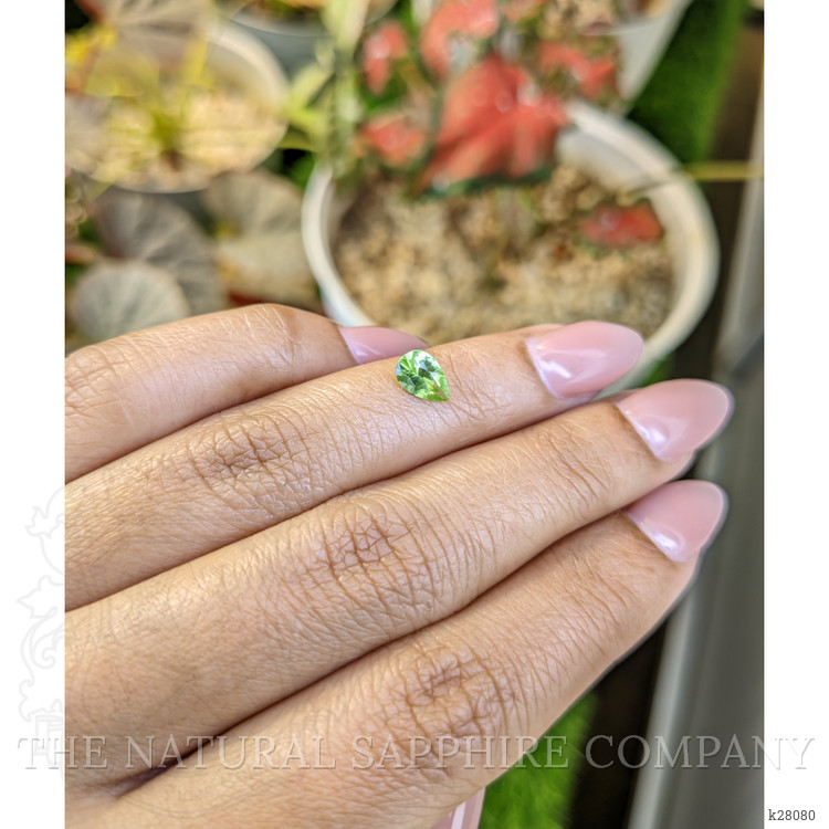 0.66 Ct. Green (Lime Green) Peridot from Pakistan