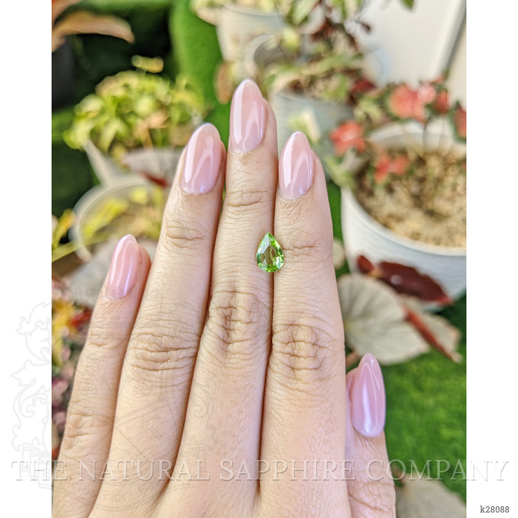 1.06 Ct. Green (Lime Green) Peridot from Pakistan