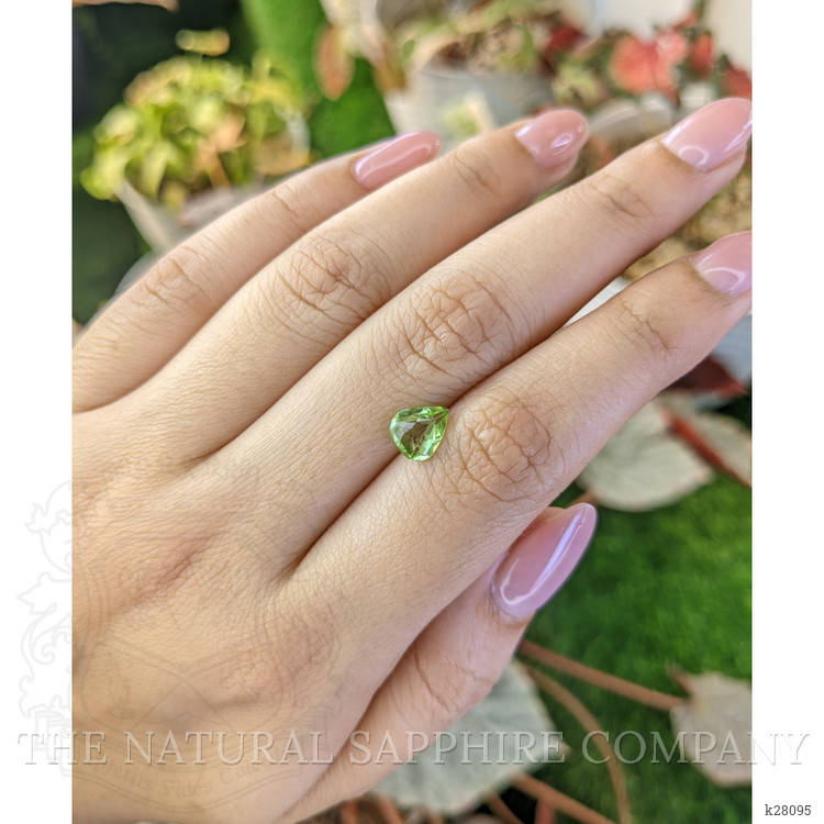1.05 Ct. Green (Lime Green) Peridot from Pakistan