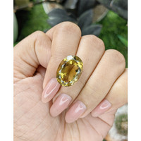 12.83 Ct. Greenish Yellow Citrine from Ceylon (Sri Lanka) Life Style