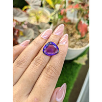 9.03 Ct. Purple Amethyst from Ceylon (Sri Lanka) Life Style