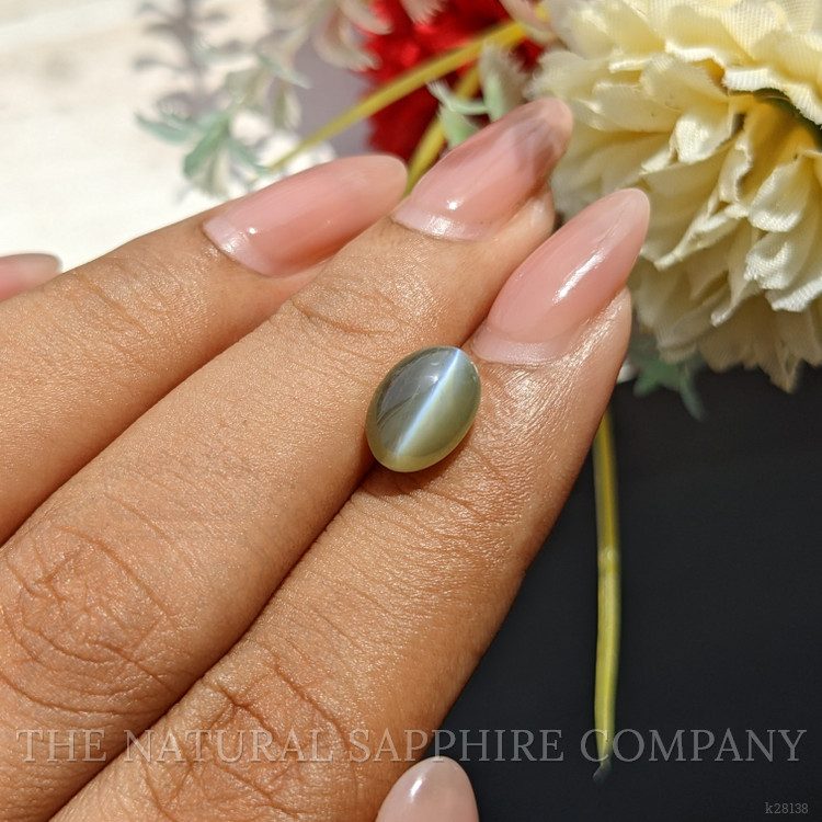 3.98 Ct. Cabochon Alexandrite from Tanzania