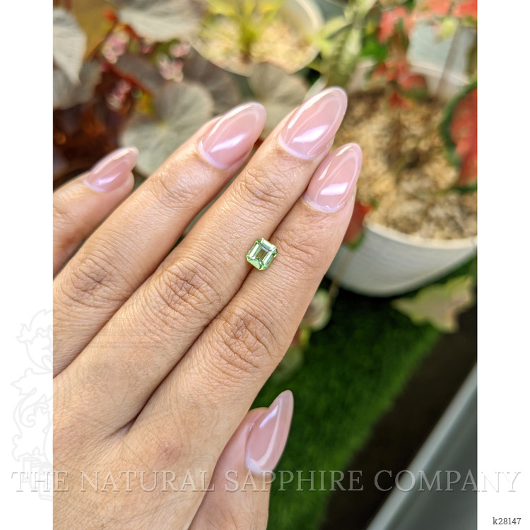 0.75 Ct. Green (Lime Green) Peridot from Pakistan