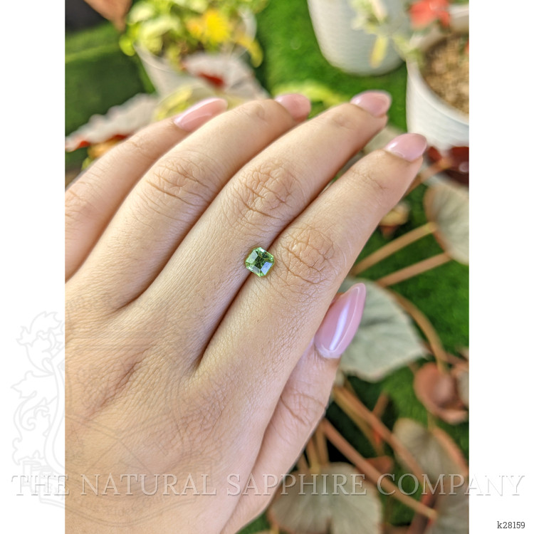 0.72 Ct. Green (Lime Green) Peridot from Pakistan