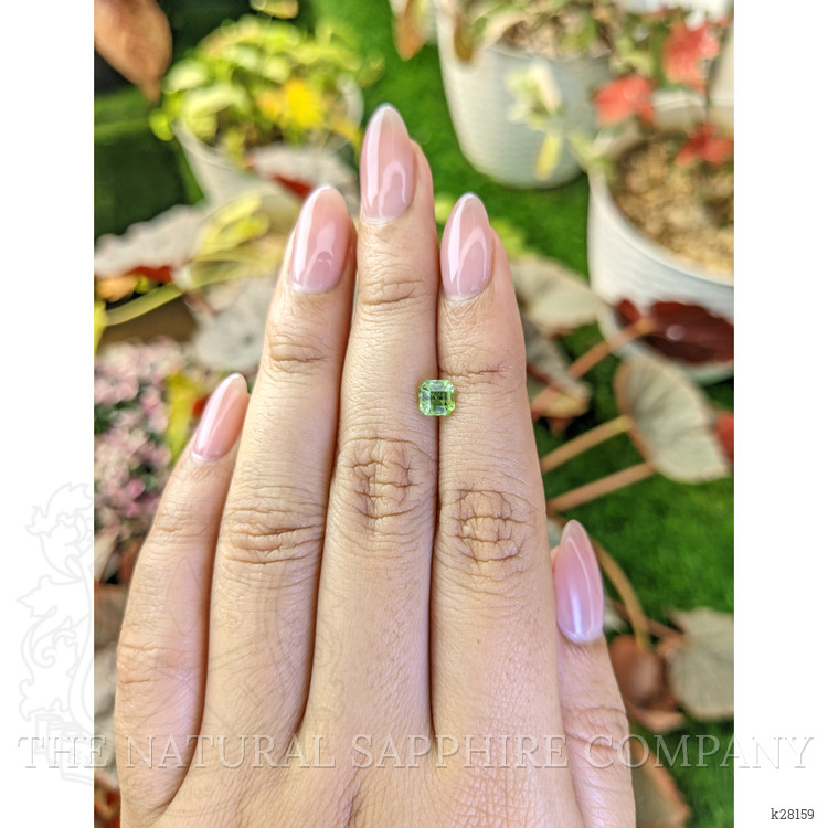 0.72 Ct. Green (Lime Green) Peridot from Pakistan