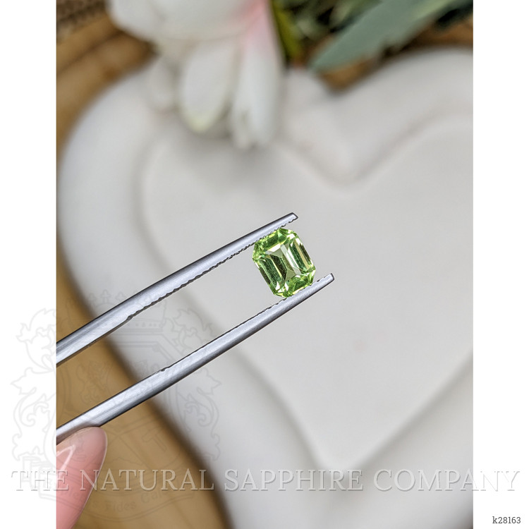 1.07 Ct. Green (Lime Green) Peridot from Pakistan