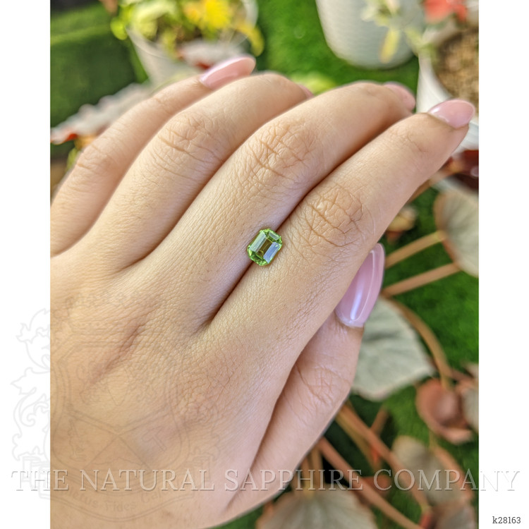1.07 Ct. Green (Lime Green) Peridot from Pakistan