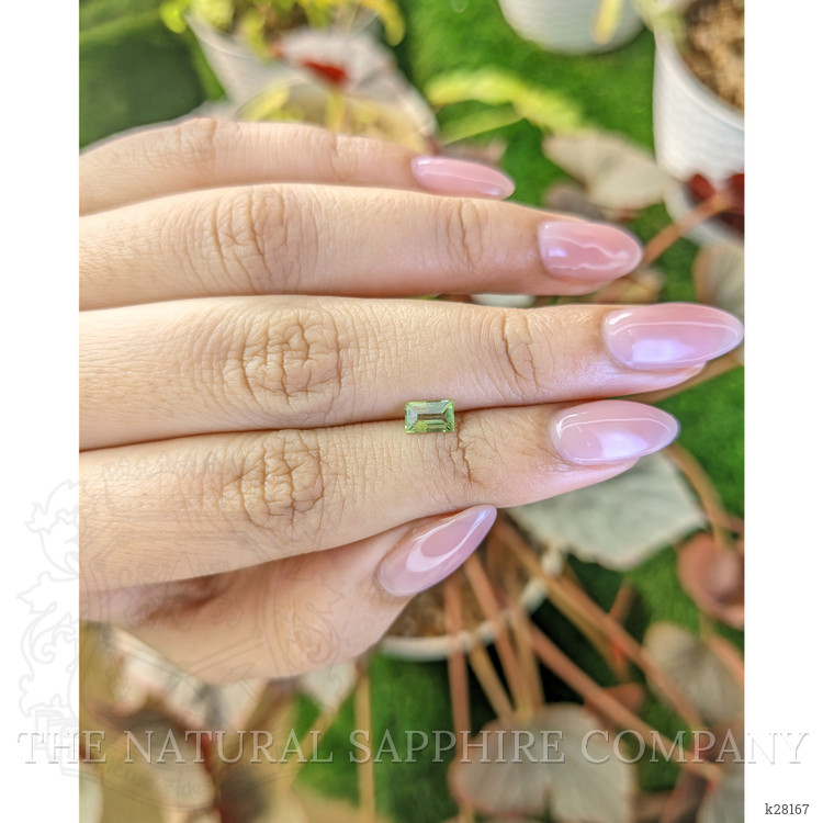 0.46 Ct. Green (Lime Green) Peridot from Pakistan