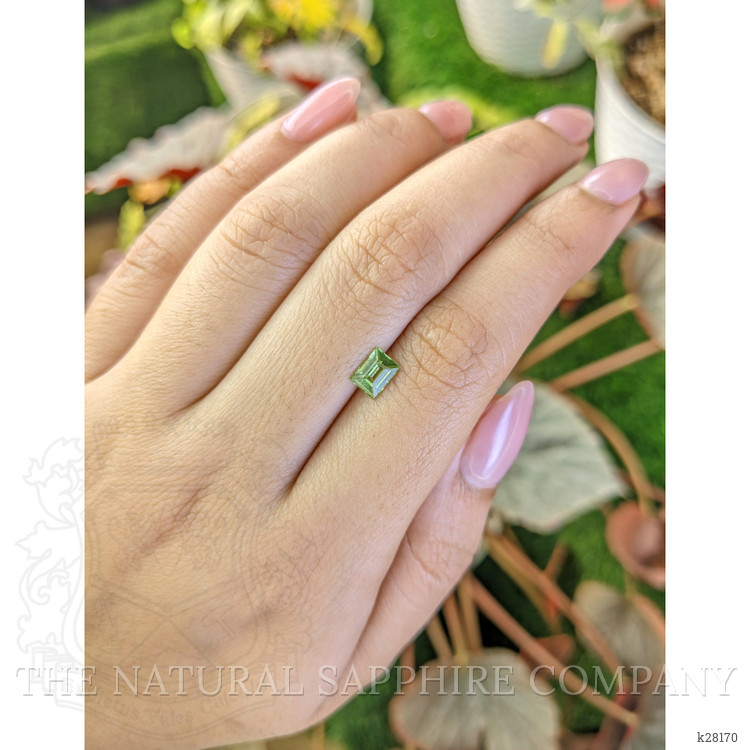 0.65 Ct. Green (Lime Green) Peridot from Pakistan