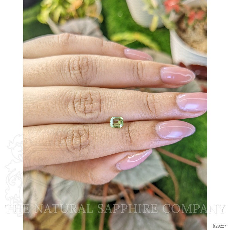 0.53 Ct. Green (Lime Green) Peridot from Pakistan
