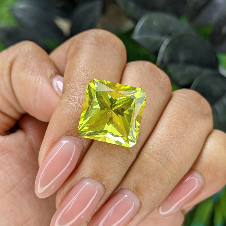 13.96 Ct. Yellow Quartz