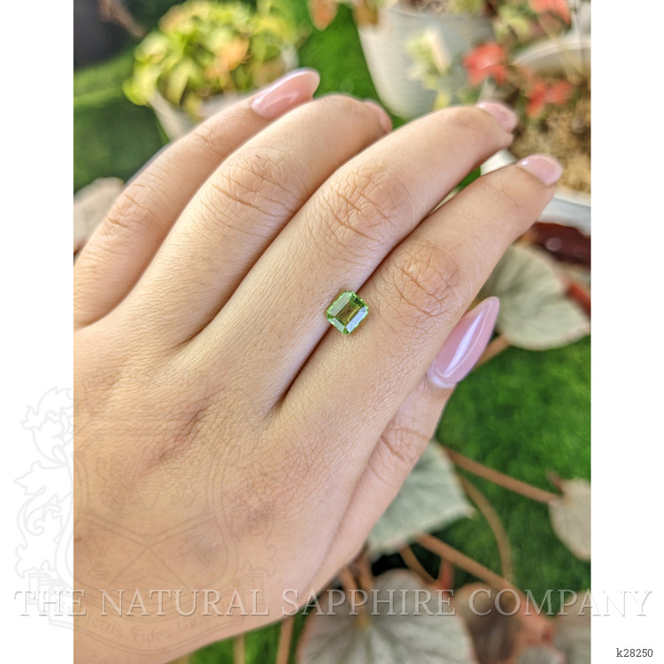 1.07 Ct. Green (Lime Green) Peridot from Pakistan