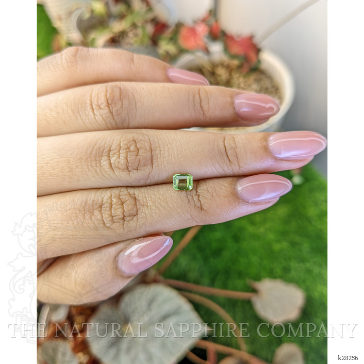 0.57 Ct. Green (Lime Green) Peridot from Pakistan