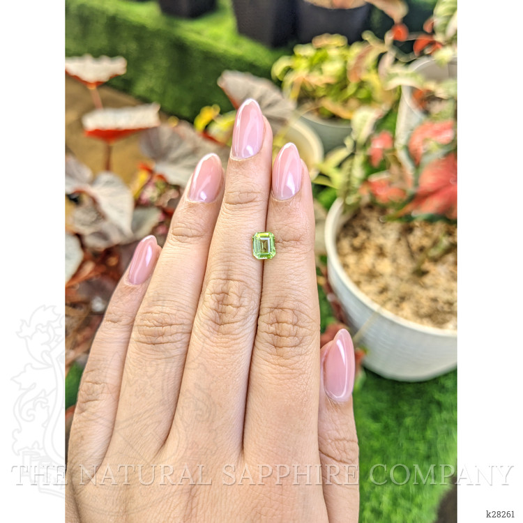 1.21 Ct. Green (Lime Green) Peridot from Pakistan